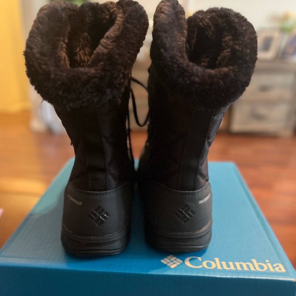 Columbia Women's Ice Maiden II Waterproof Winter Snow Boot Black Size 10.5 EUC - Picture 2 of 7